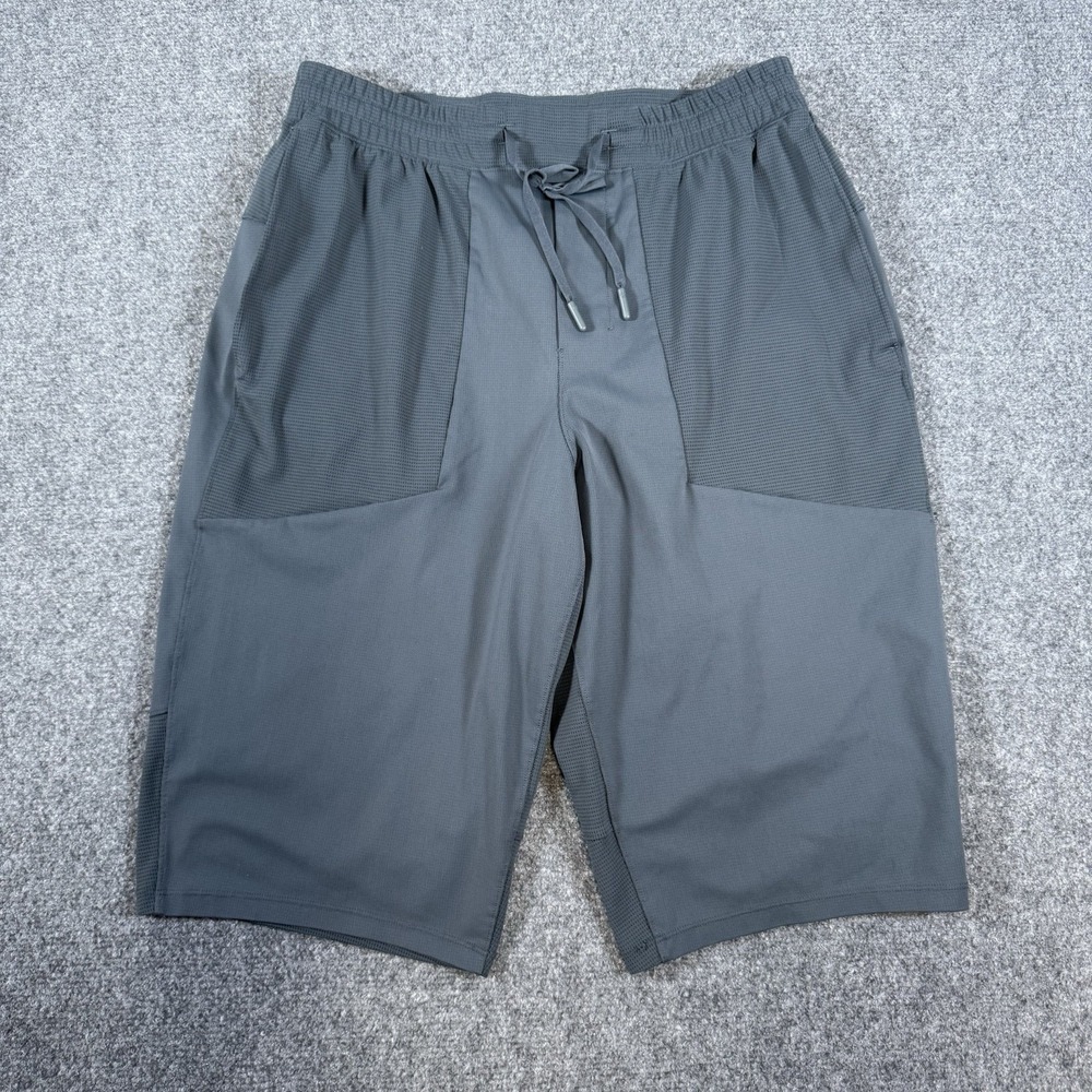 Lululemon Shorts Mens Medium Gray Real Reset 13" Inseam Athletic Workout